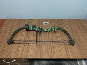 BARNETT TOMCAT 2 YOUTH BOW